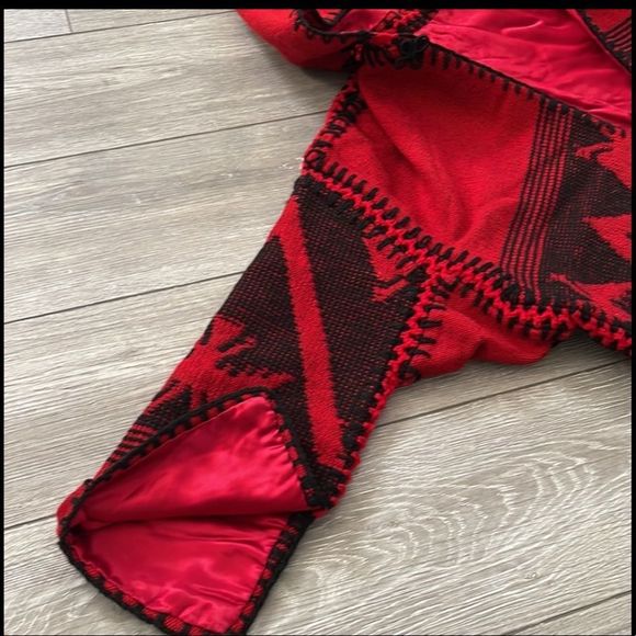 Hooded Tribal Boho Poncho Cardigan - Picture 8 of 17